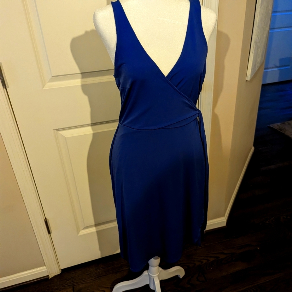 Express summer wrap dress, looks amazing on